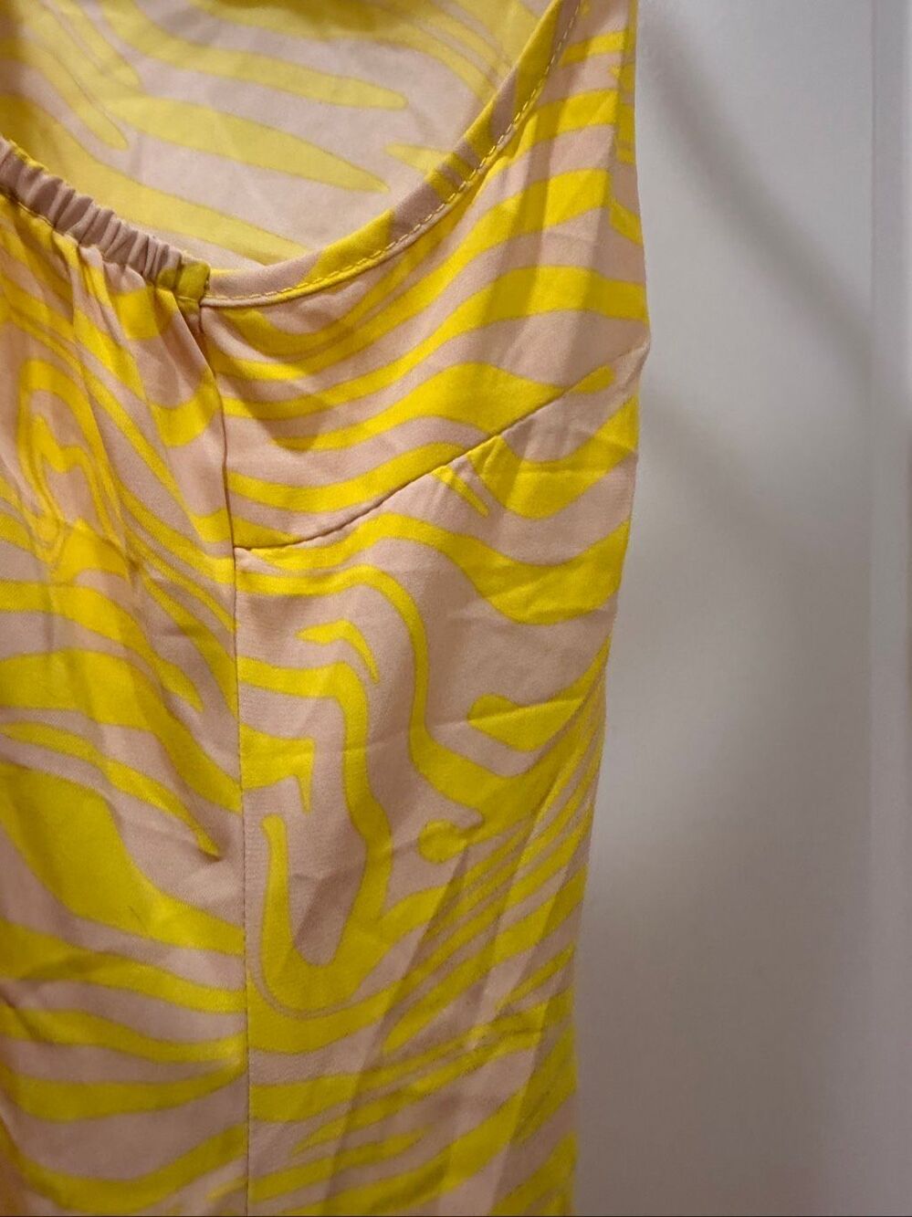 Womens Yellow Sleeveless Long Flowy Maxi Dress Casual Summer Boho Size S Small - Picture 5 of 6